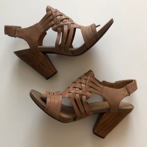 Clarks Indigo Leather Strappy Sandals/Heels